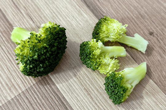 broccoli, cut into little but grabbable bite-sized pieces