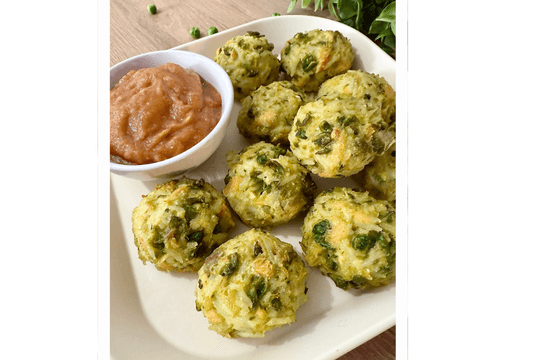 Homemade baby-friendly rice balls, soft inside and crispy outside.