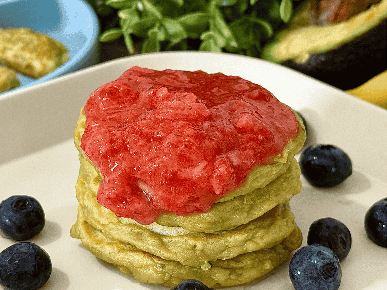 Avocado Banana Pancakes – a healthy, fluffy pancake recipe made with mashed avocado and ripe banana for a nutritious twist on a breakfast classic.